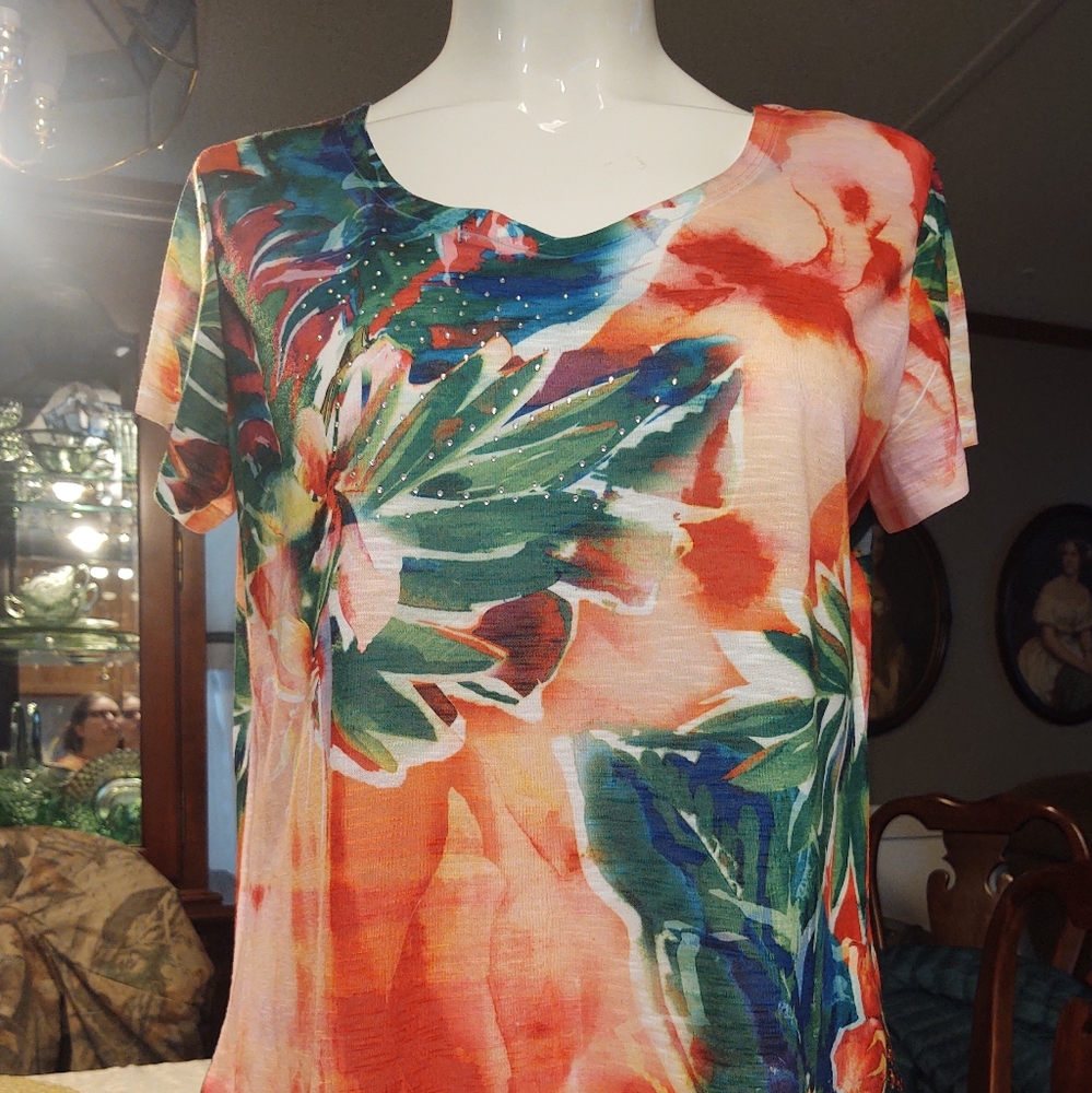 Tropical floral top
